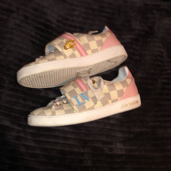 Frontrow Louis Vuitton Sneakers - Picture 4 of 4